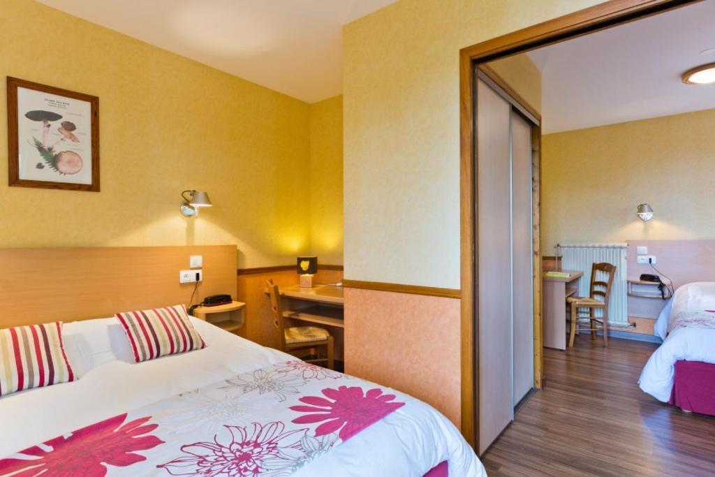 Hotel La Clairiere Chambon-sur-Dolore المظهر الخارجي الصورة